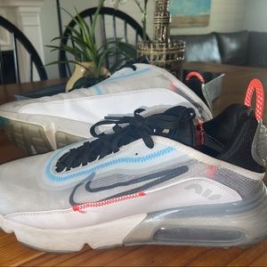 Nike Air Max 2090 White, Blue, Red